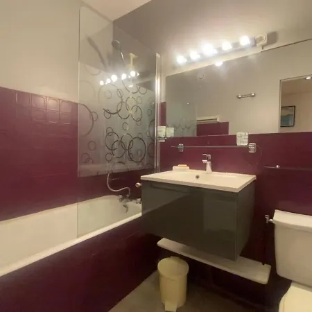 T2 De Charme Avec Parking Privé, à 100m De La Plage, En Plein Cœur D'arcachon - Fr-1-374-216