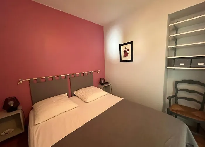 Appartement T2 De Charme Avec Parking Privé, à 100m De La Plage, En Plein Cœur D'arcachon - Fr-1-374-216